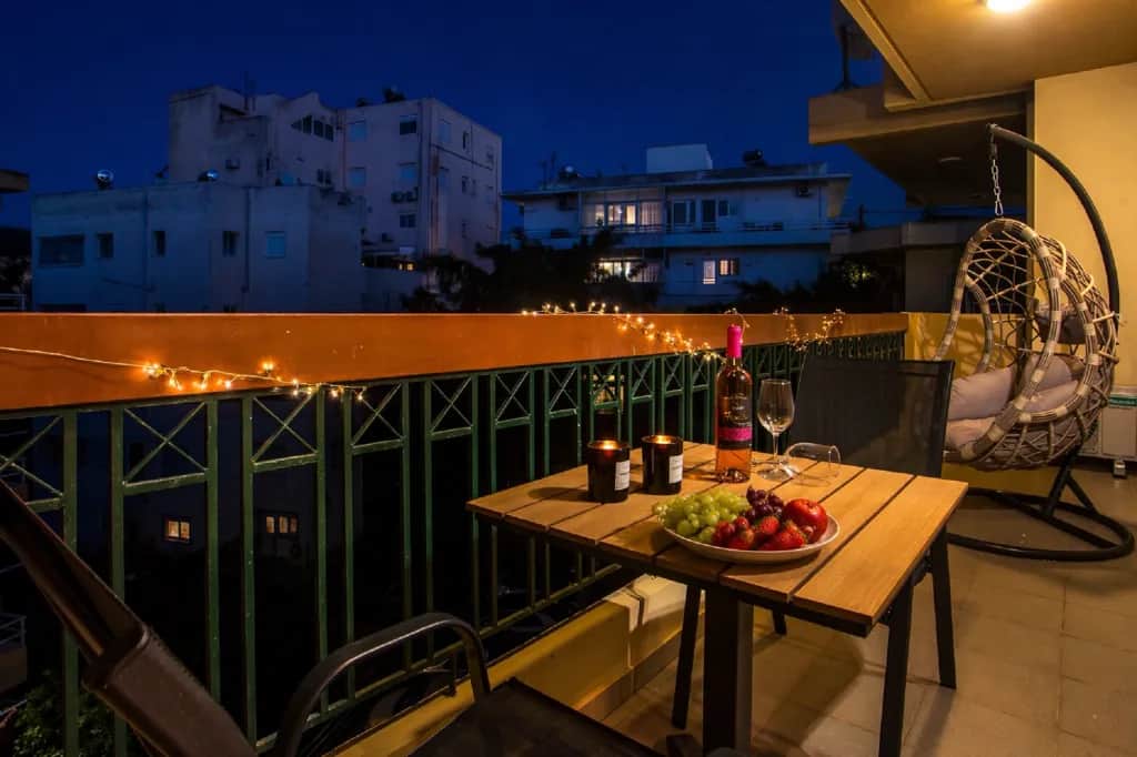 Ophelia Living, Rhodes City