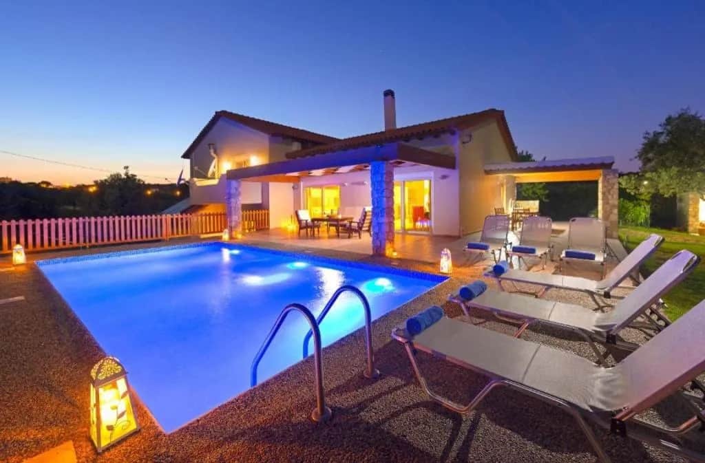 Olive Private Villa up to 12, Kolympia