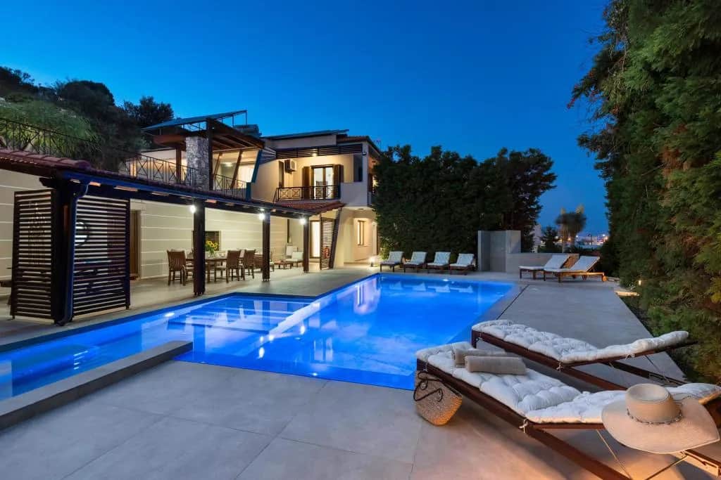 3 Roses Residence, Afandou