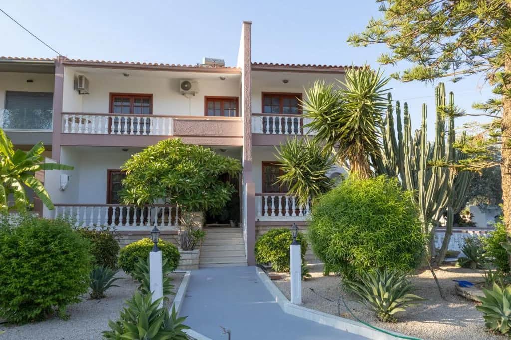Makiaris Villa, Archangelos
