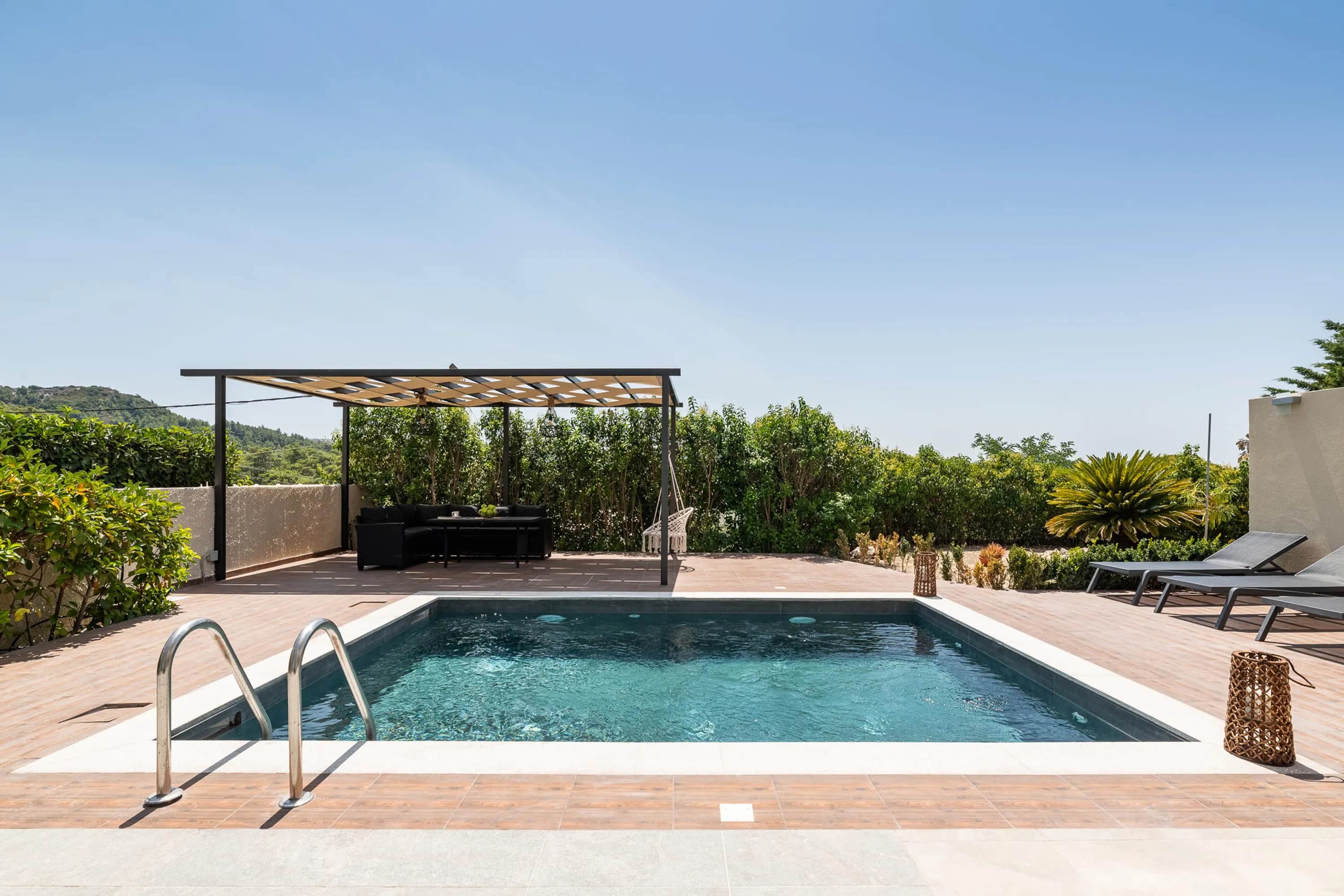 Dioni Pool House — photo 2