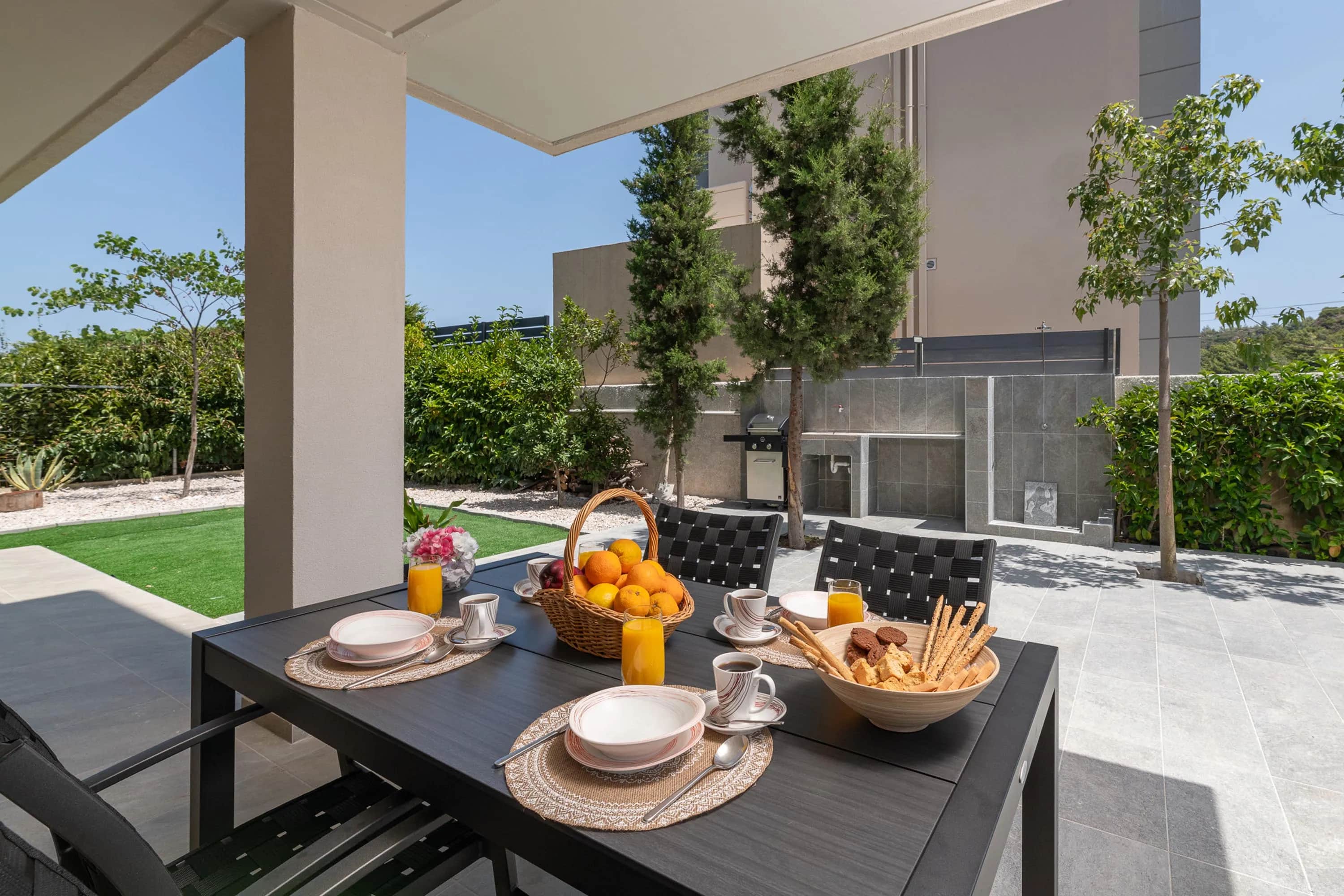 Dioni Pool House — photo 4