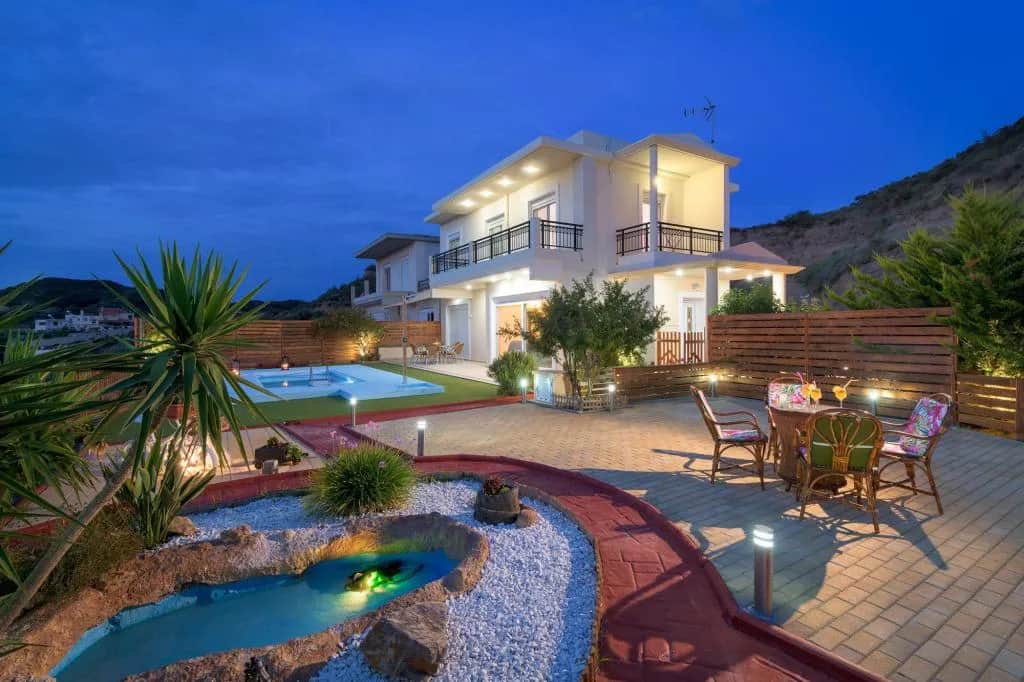 Dreamcatcher Villa, Pastida