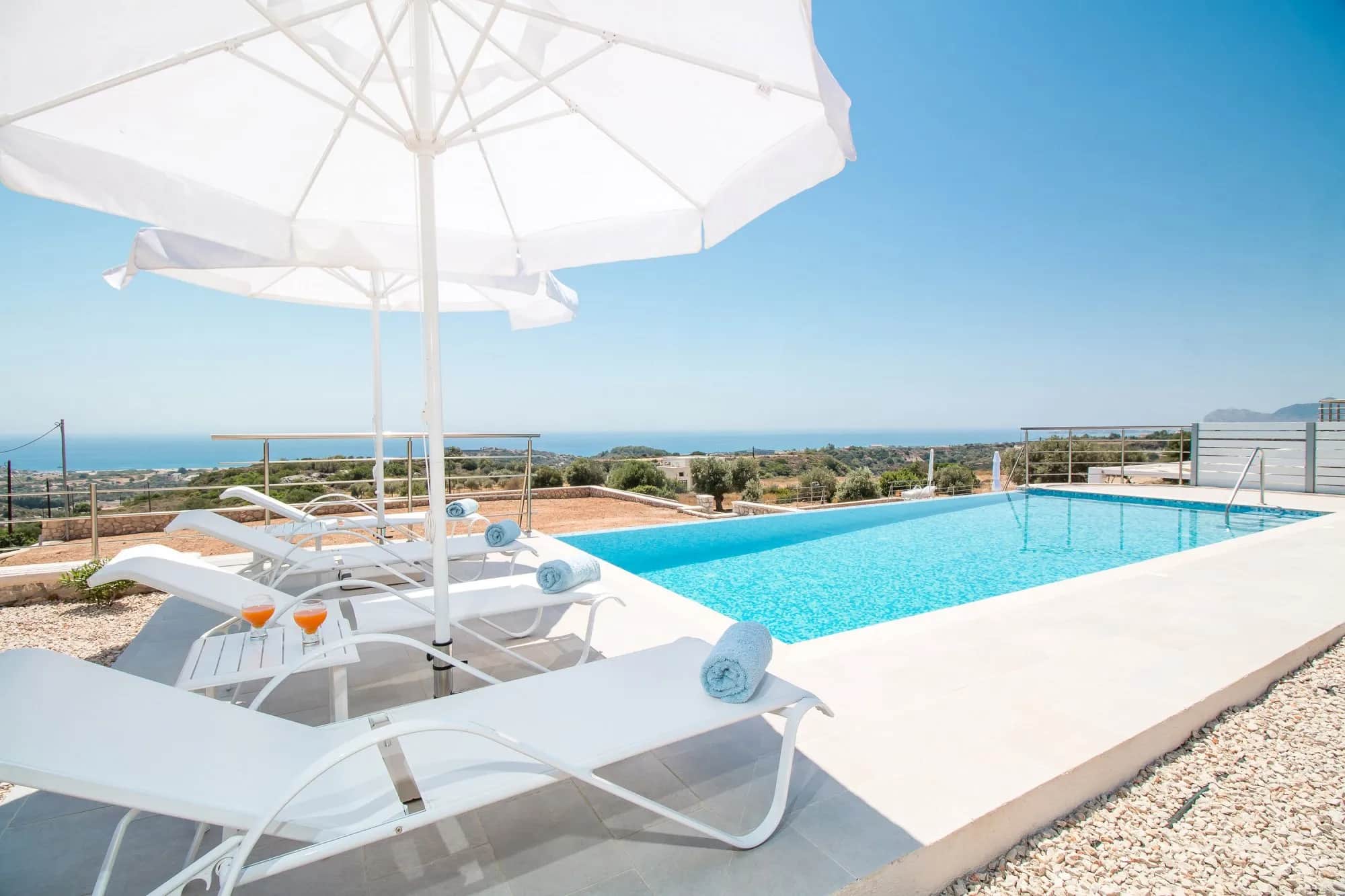 Gregory's Luxury Villa — photo 2