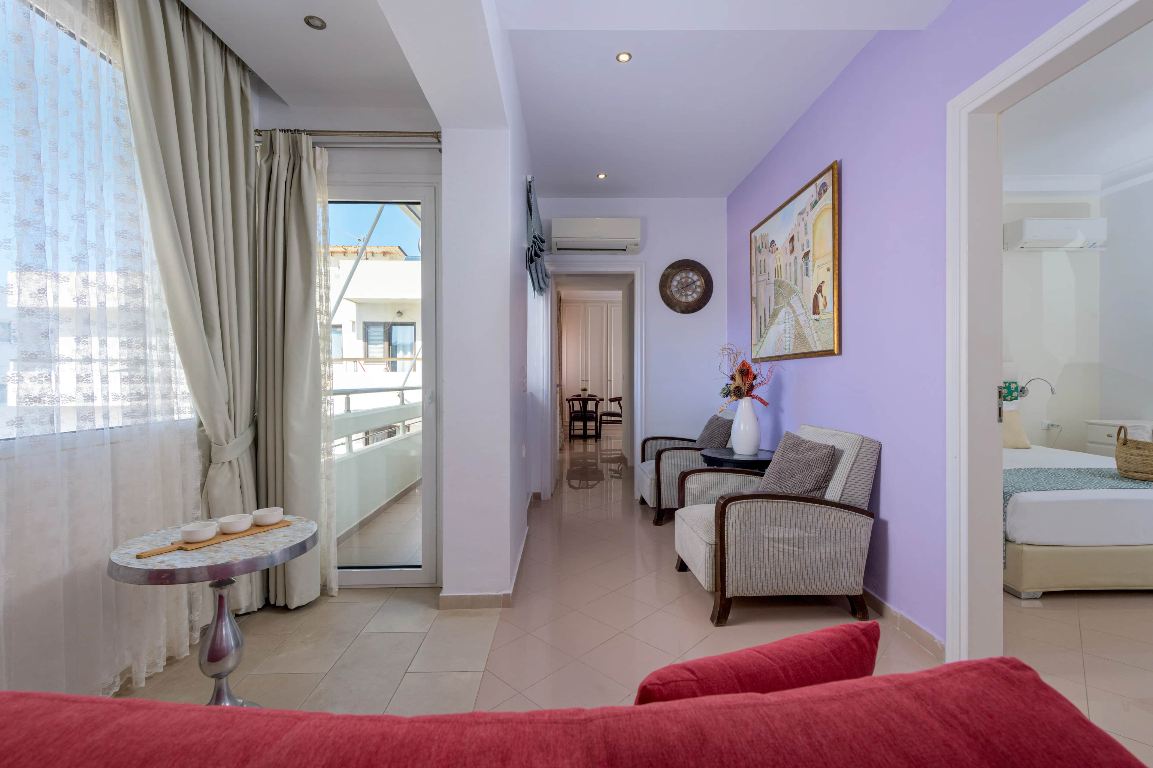 Sea and the City-Theros Apartment — photo 4