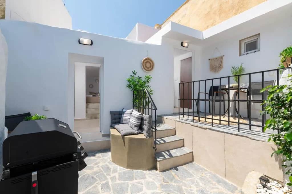 Icarus Residence, Rhodes City