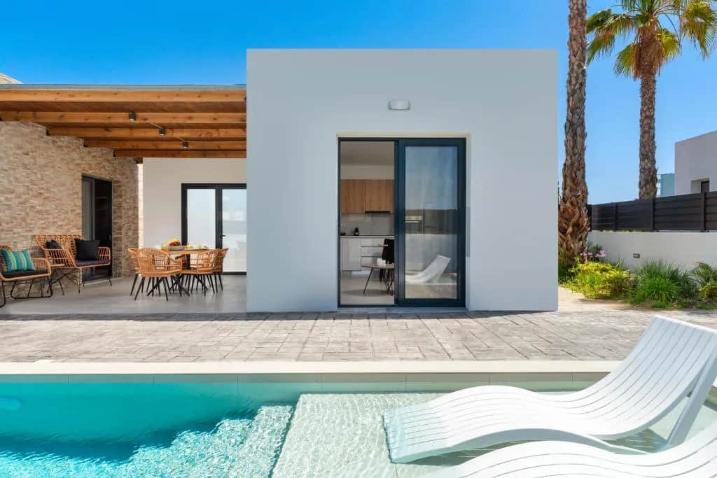 Salty Sun Luxury Villa 5, Kremasti