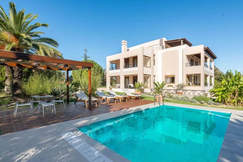 Coral Tree Luxury Villa, Treis