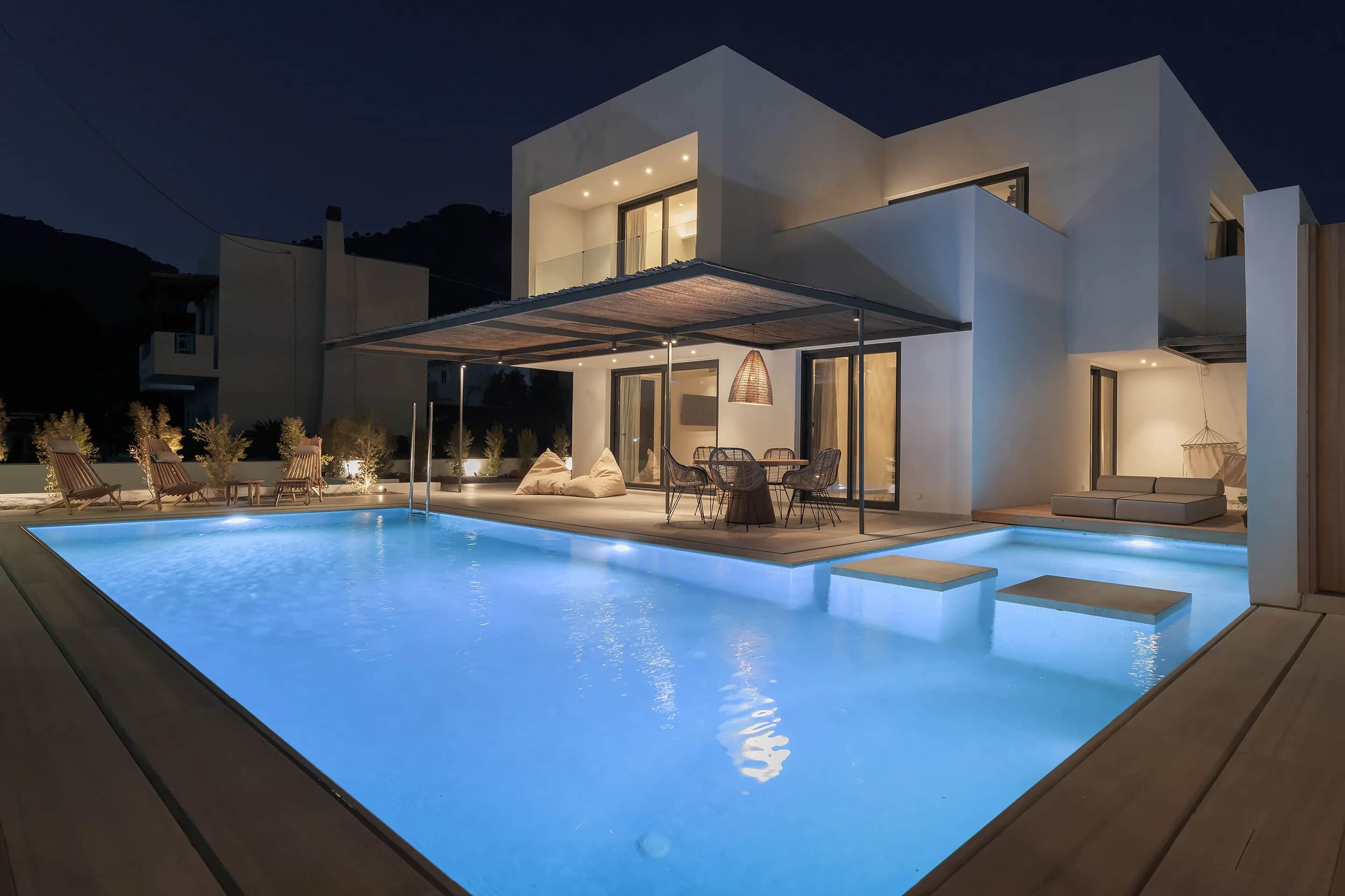 Bianco Boutique Villa - Adam — photo 1