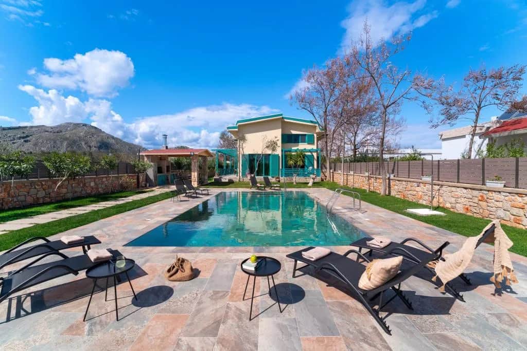 Serenity Villas - Villa Terra, Kolympia