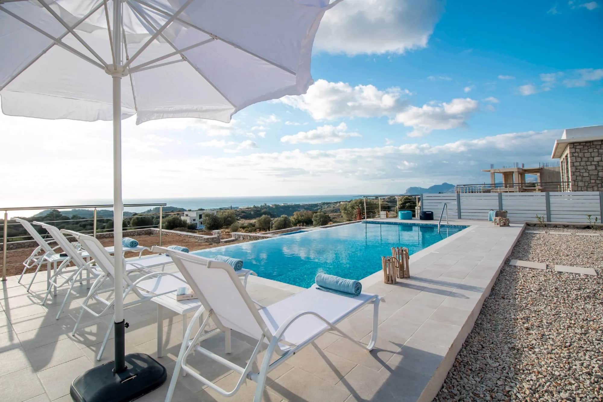 Francis Luxury Villa — photo 2