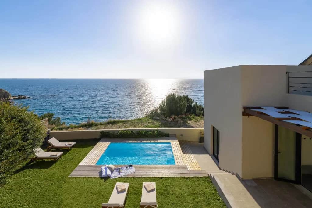 South Key Villa, Pefki