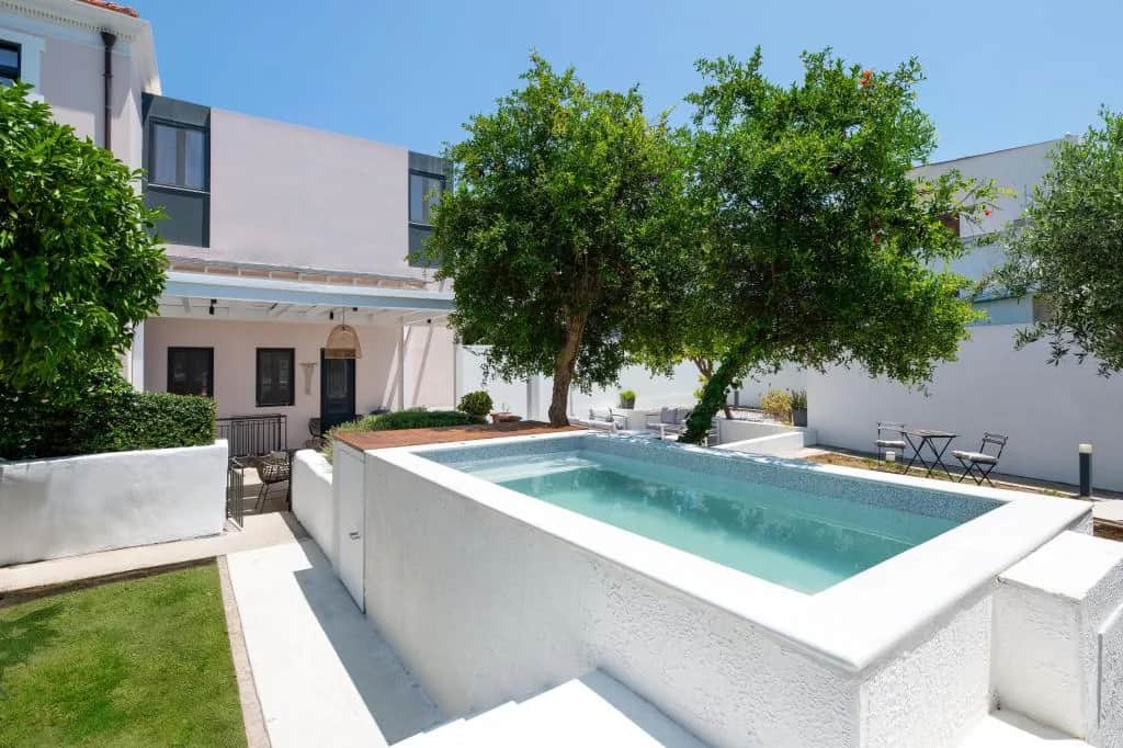 Villa Lou, Rhodes City