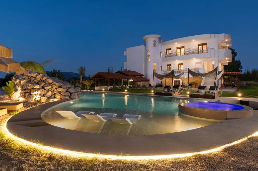 Vento Estivo Mansion, Maritsa