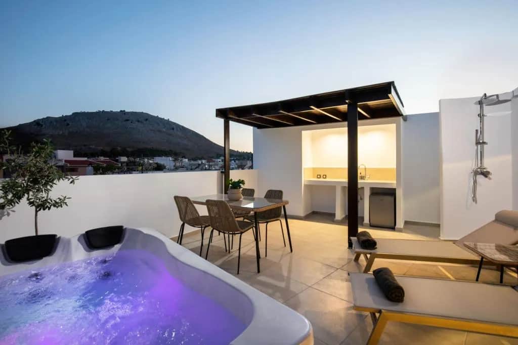 ARCH Luxury Suites - Ethos, Archangelos