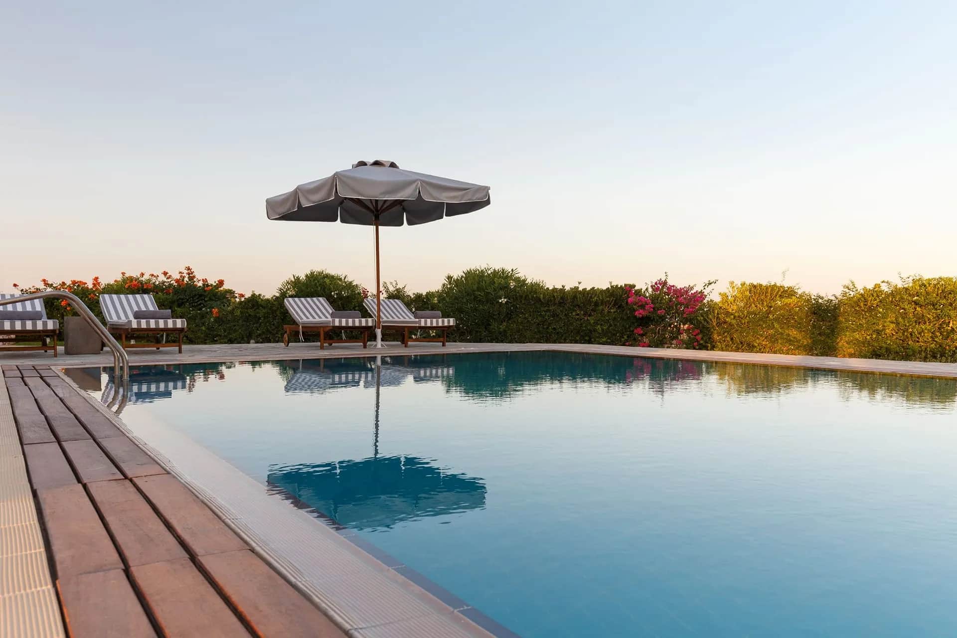 Belvedere Beachfront Villa — photo 3