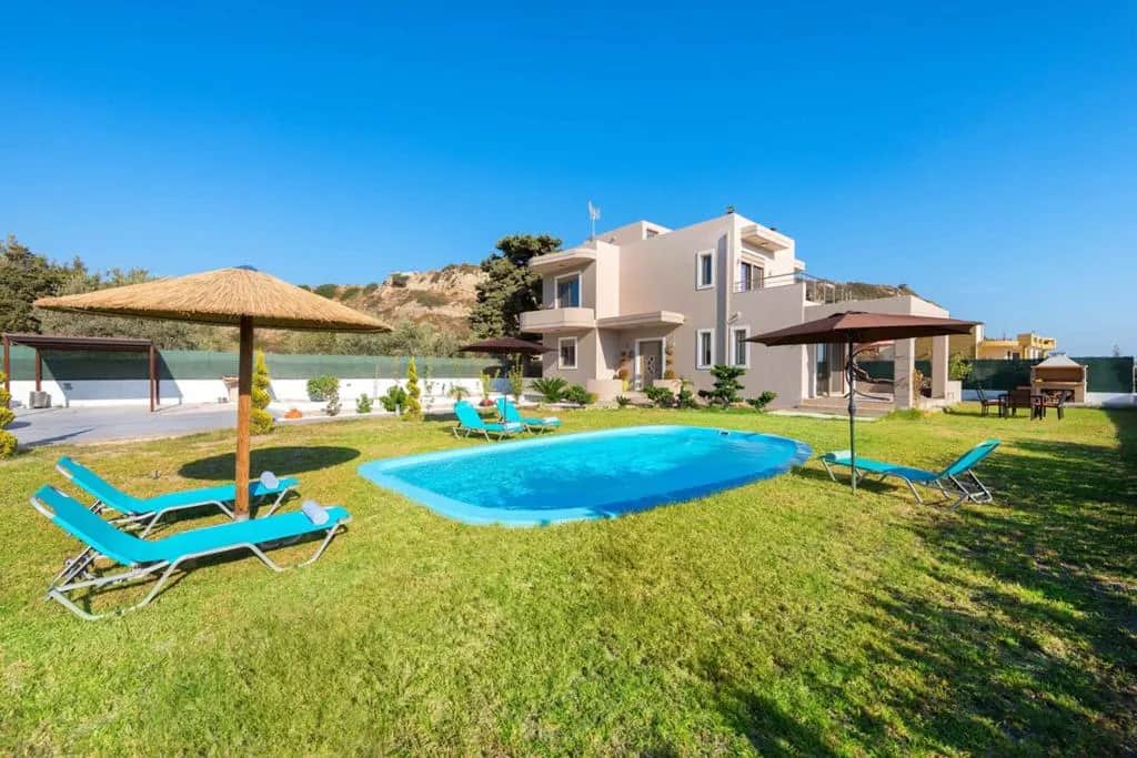 Aelia Luxury Apartment with swimming pool, Afandou