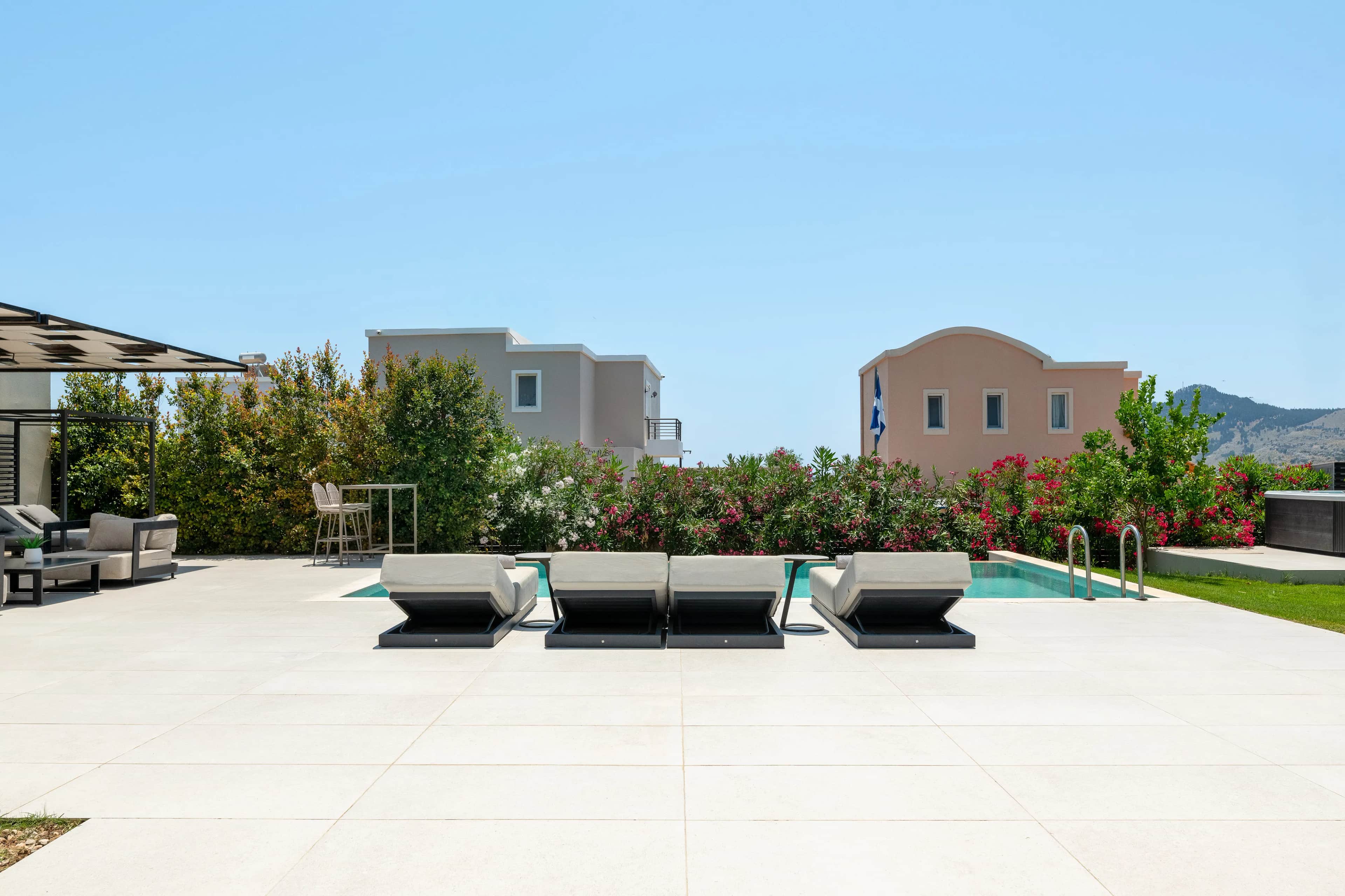 Trapezia Luxury Living - Garnet — photo 4