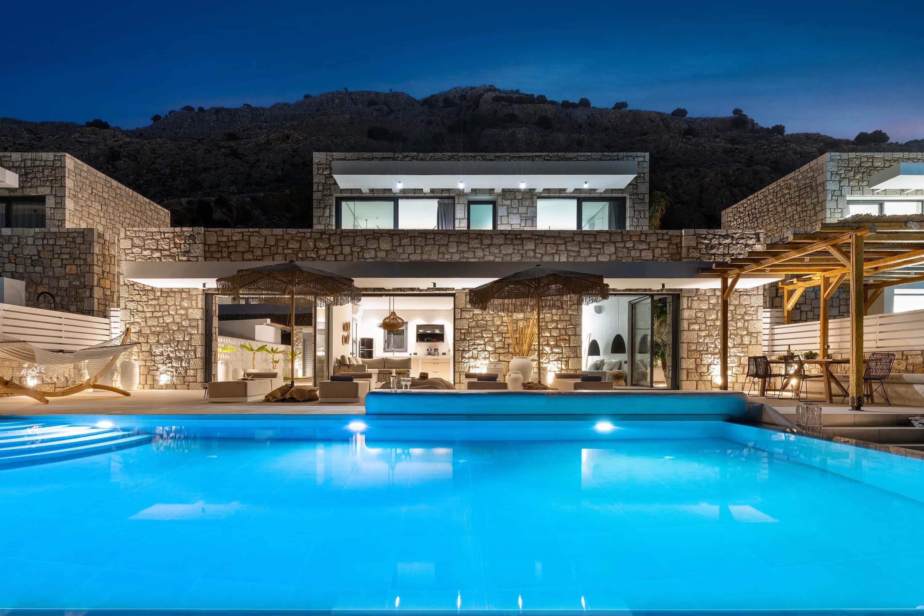 Lido White Villa — photo 2