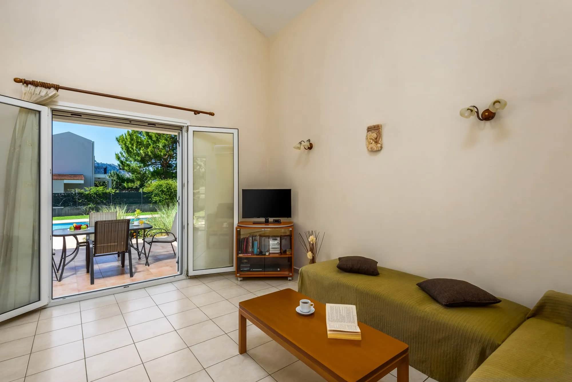 Athena Villa — photo 4