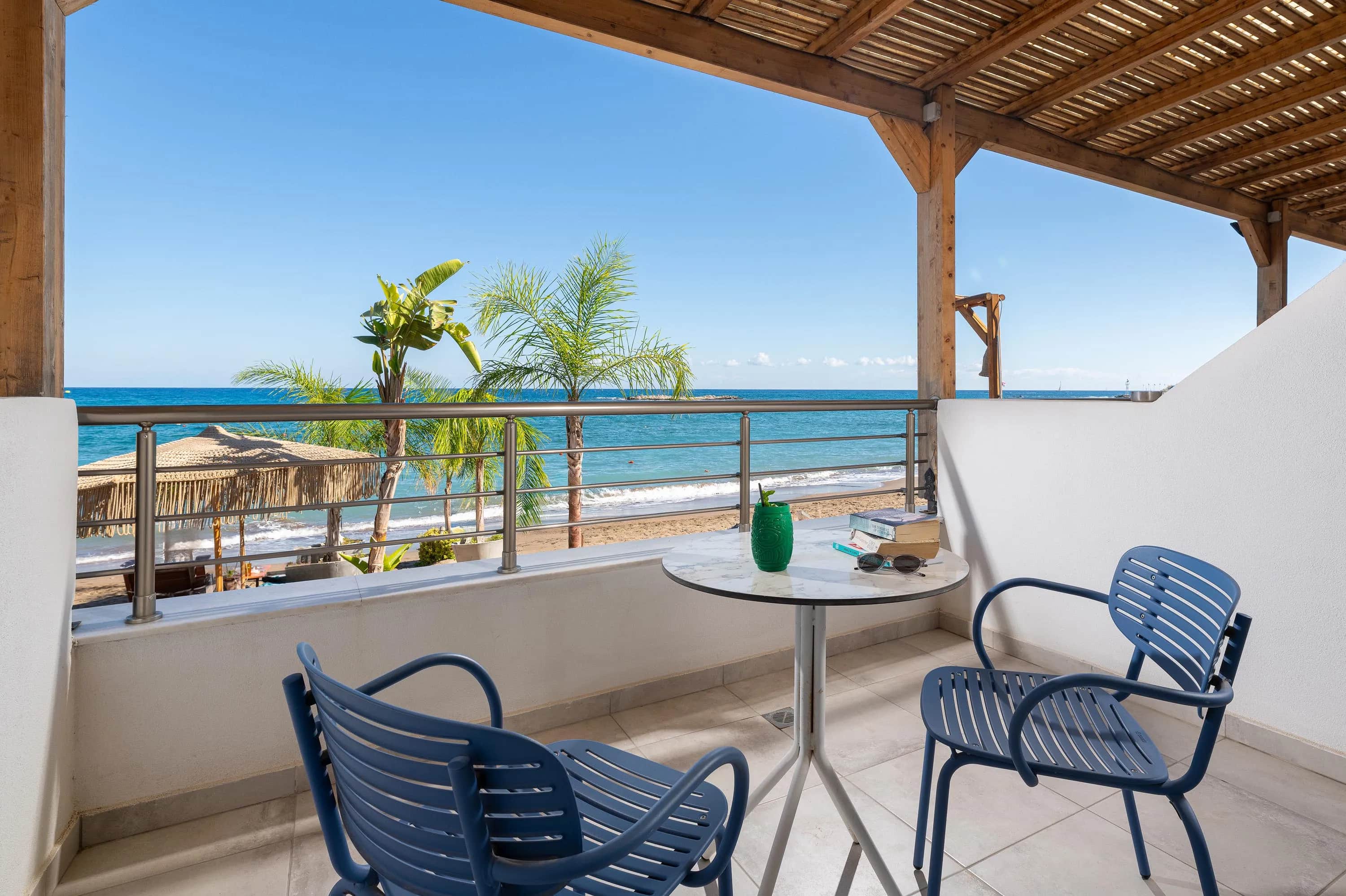 Beach Front Sea View - Aquarius Beach Hotel — photo 4