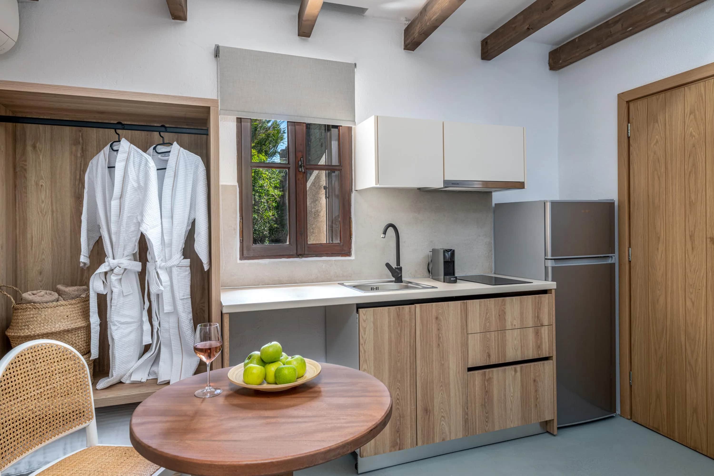 Elia Suites - Suite 7 — photo 2