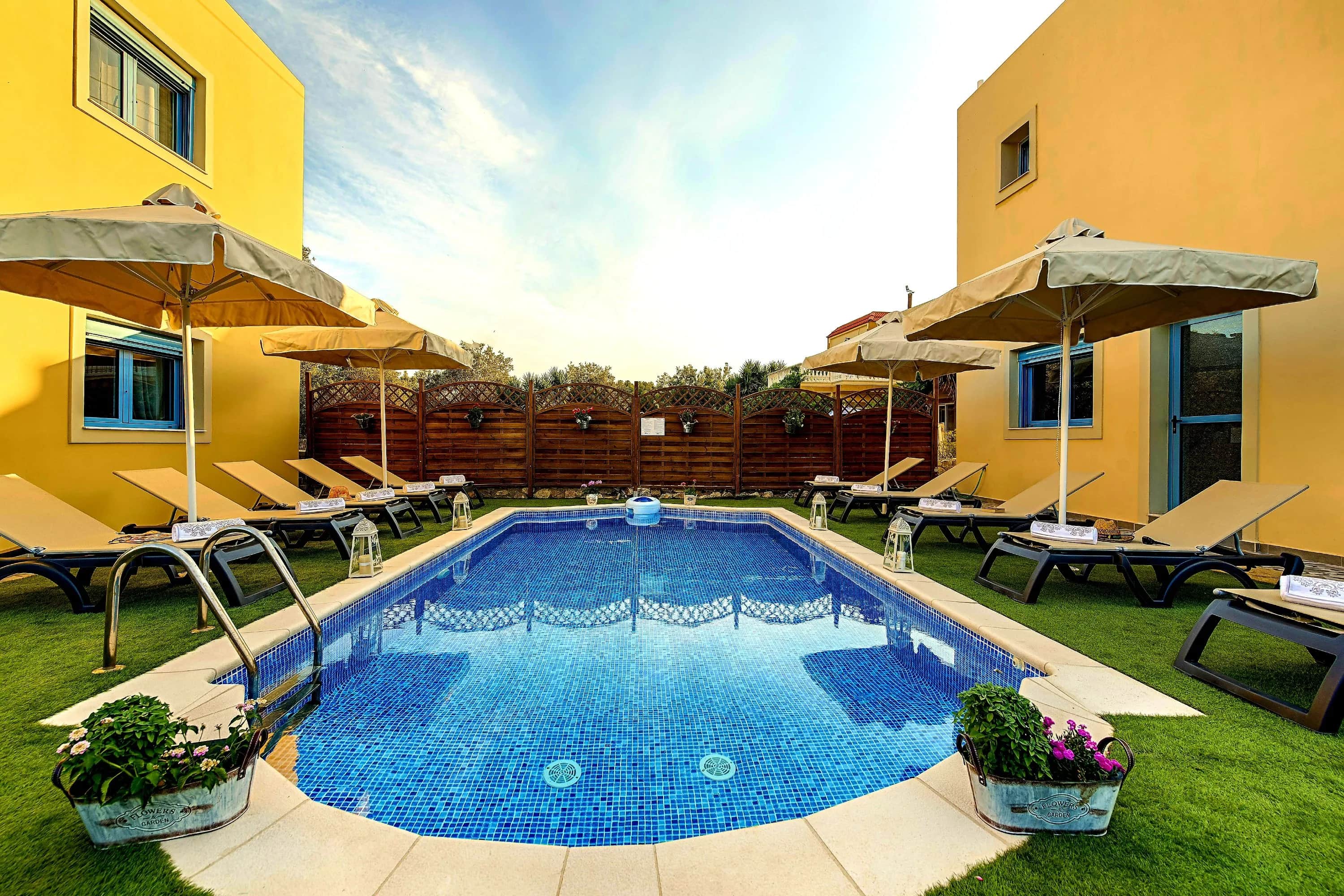 Retro Villas - Deluxe Villa with Pool — photo 2