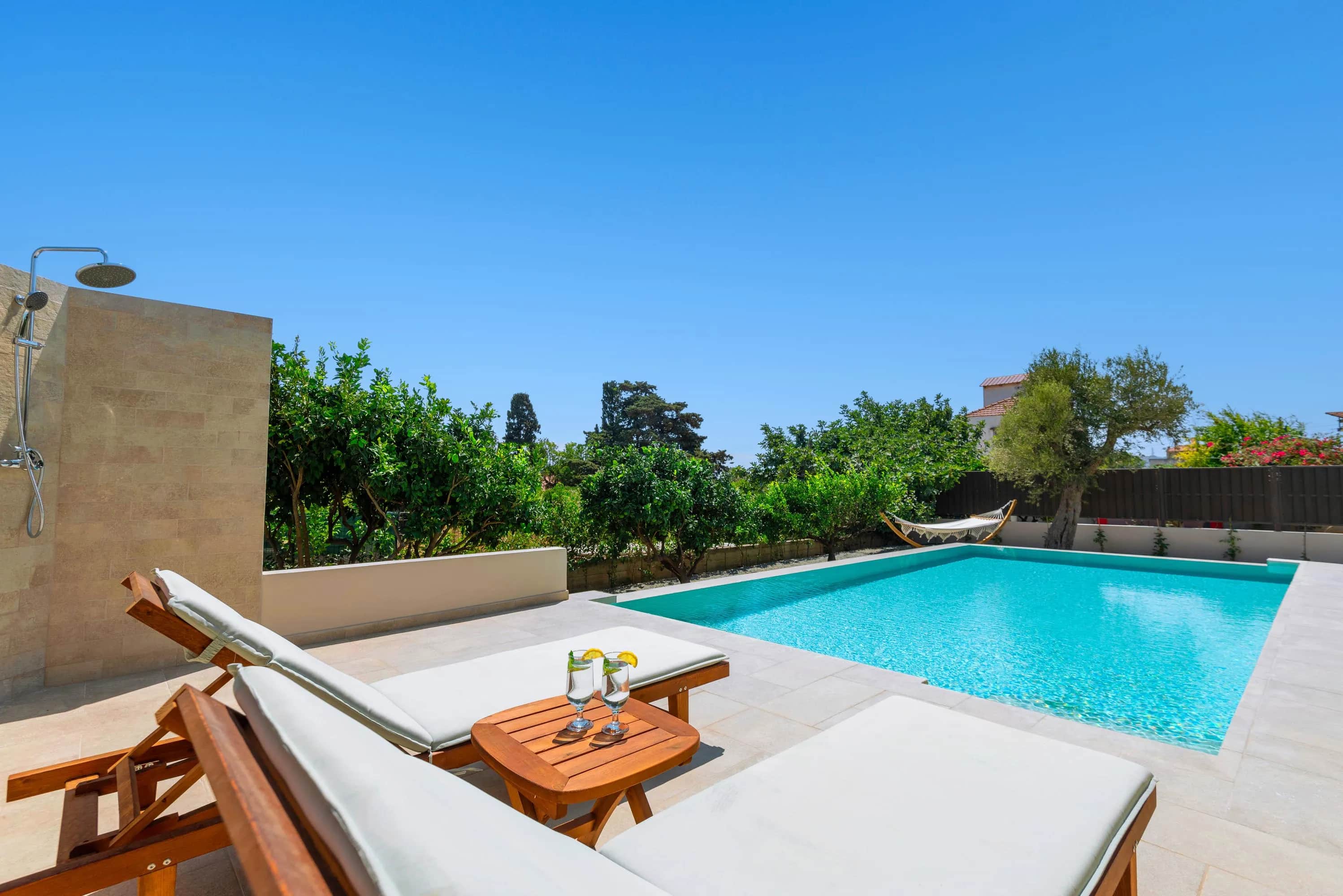 Cypress View Boutique Villa — photo 3