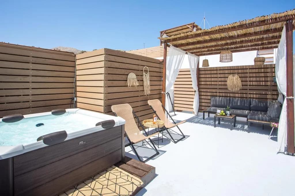 Bliss Luxury Suites - Wind, Lindos