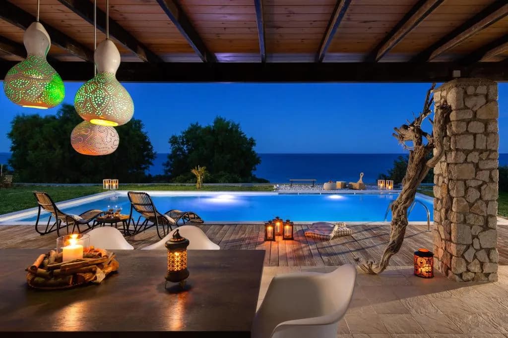 Villa Sevil, Lachania