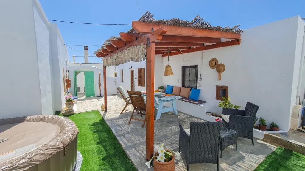 Lefko House, Lachania
