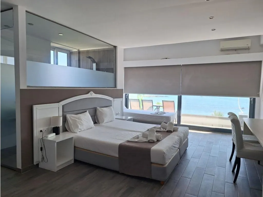 Lido Star Faliraki - Triple Room with Sea View, Faliraki