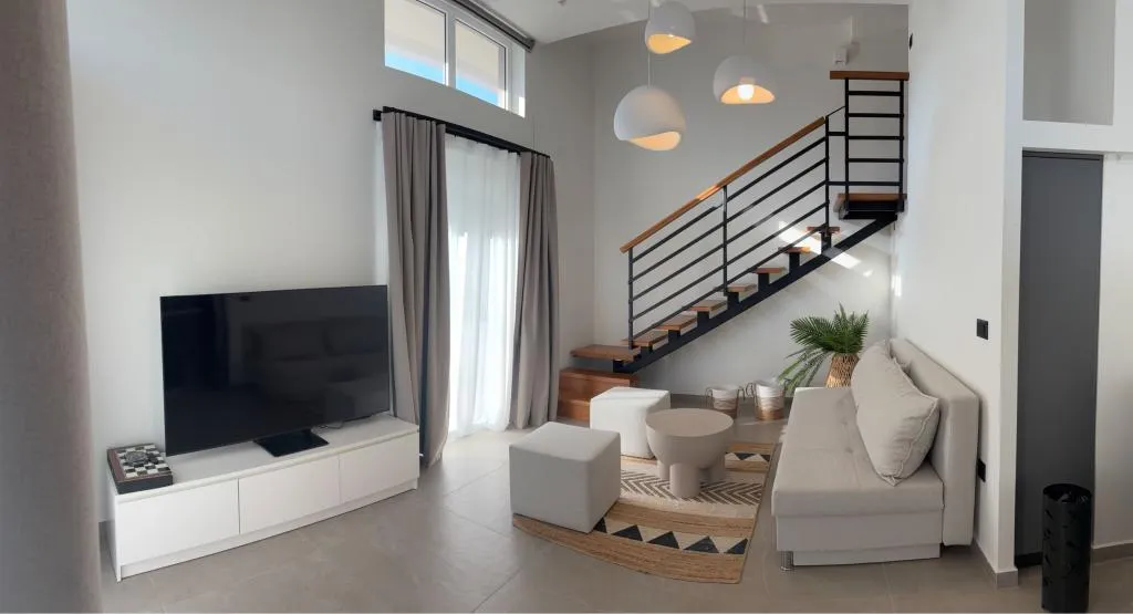 Casa Sentido, Rhodes City