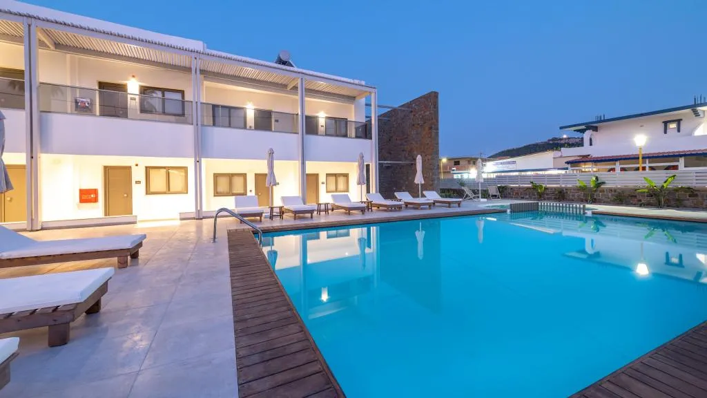 Kellys Luxury Apartments - First Floor Apartment, Faliraki