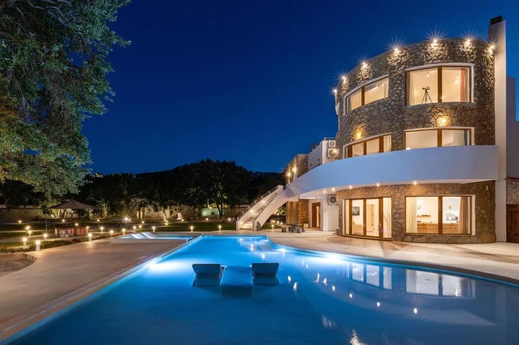 Hamilton Grand Villa, Koskinou